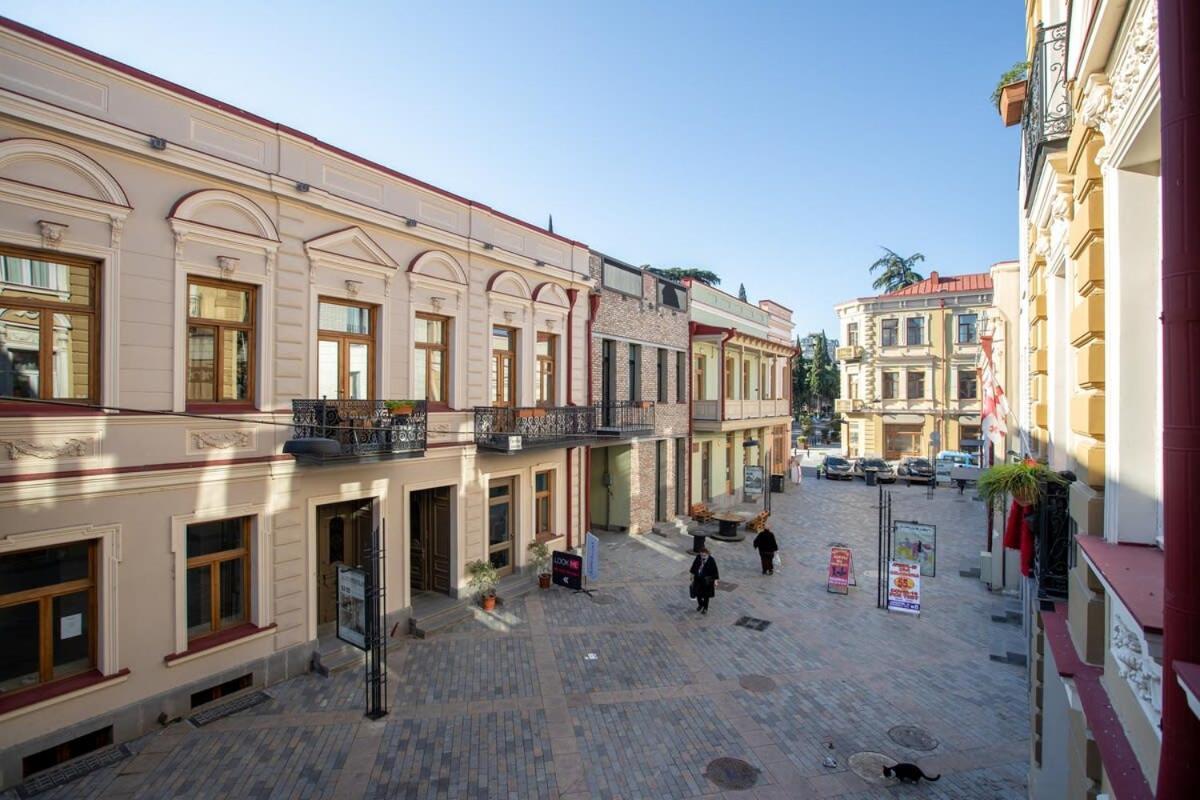 Stylish 2Br Apt In The Heart Of Old Tbilisi Exterior foto