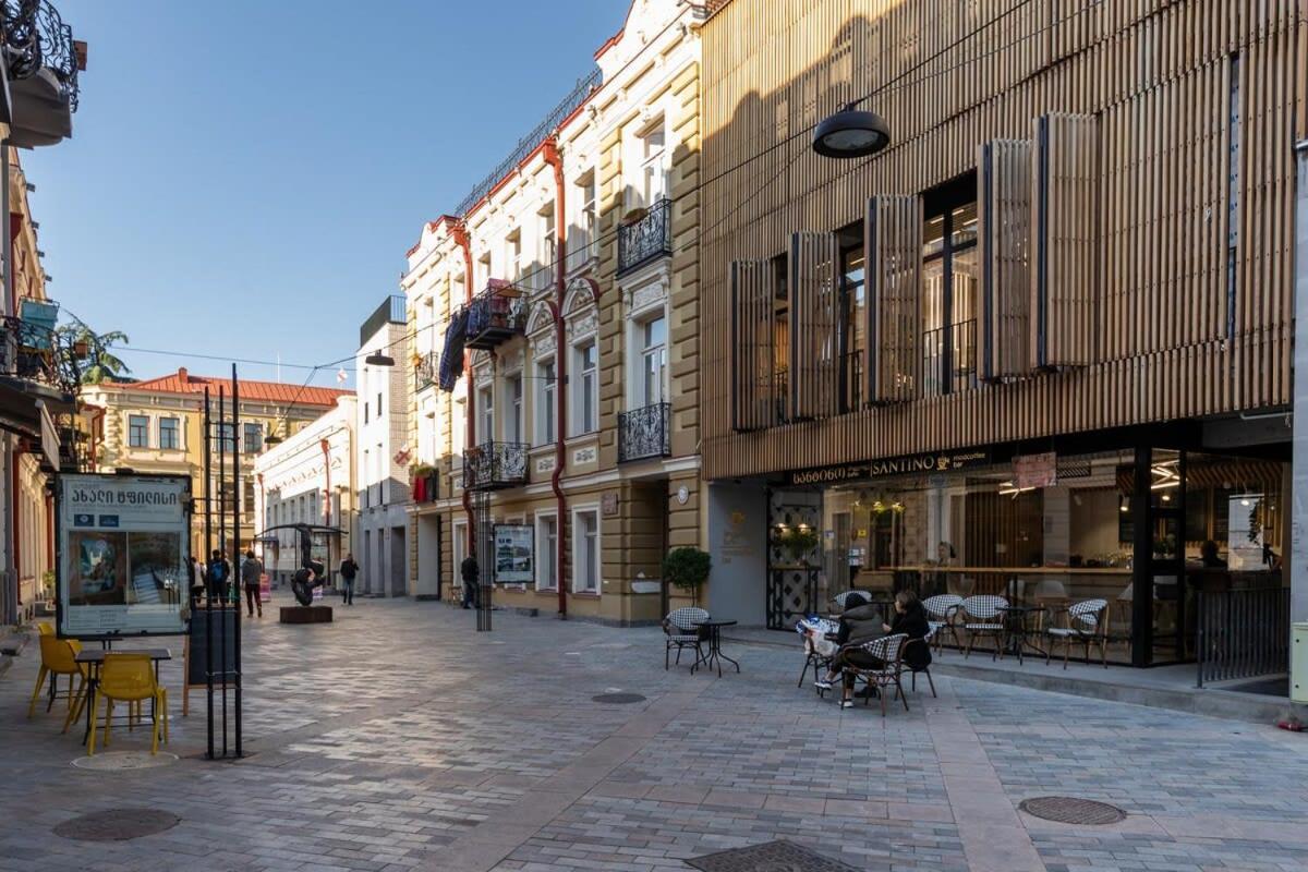 Stylish 2Br Apt In The Heart Of Old Tbilisi Exterior foto