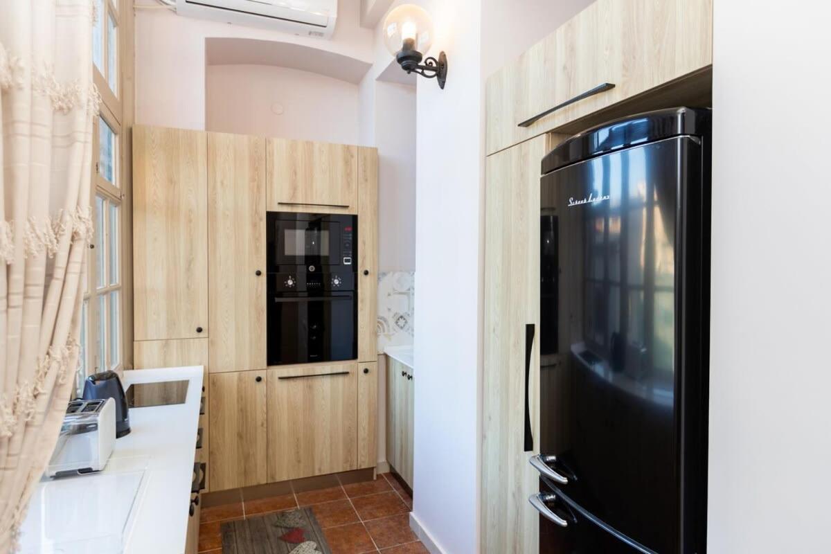 Stylish 2Br Apt In The Heart Of Old Tbilisi Exterior foto