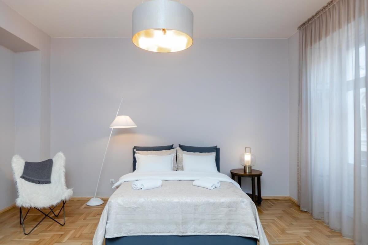 Stylish 2Br Apt In The Heart Of Old Tbilisi Exterior foto